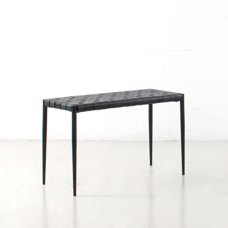 Bank / Couchtisch aus Ledergeflecht im Mid-Century-Stil (71 cm oder 119 cm)